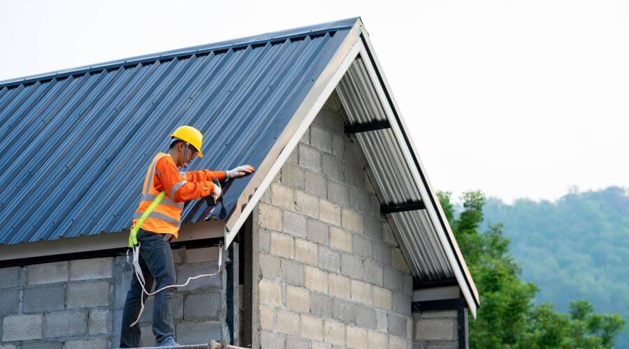 Expert flood damage restoration services in Arlington, IN